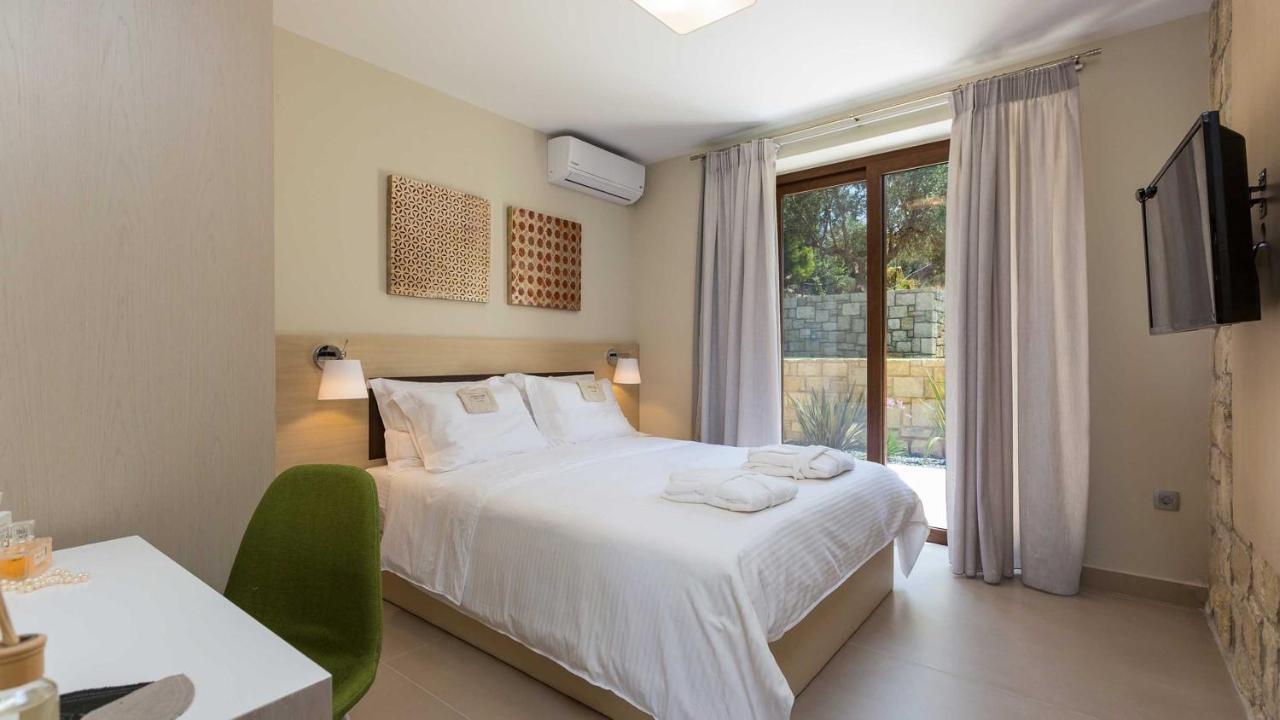 Villa Emilia I Luxury, Amazing Seaview, Next To The Town Kissamos Ngoại thất bức ảnh